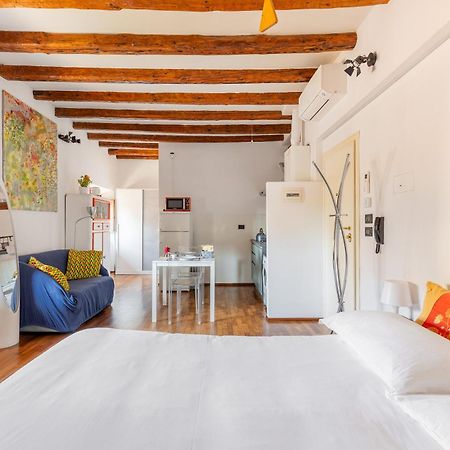 Monolocale Sui Tetti Di Bologna - Via Indipendenza 아파트 외부 사진
