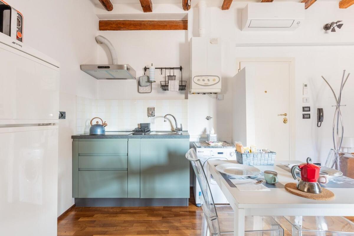 Monolocale Sui Tetti Di Bologna - Via Indipendenza 아파트 외부 사진